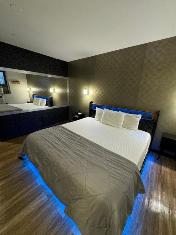 Cabana Hotel Yankee Stadium image 8